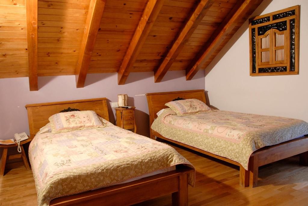 Els Encantats 2 Els Encantats 2