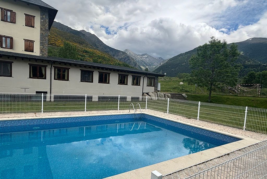 Hotel Taüll 2 estrellas en Taull