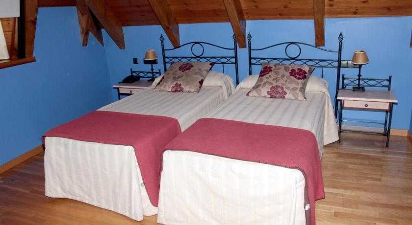 Hotel Albares 2 Hotel Albares 2