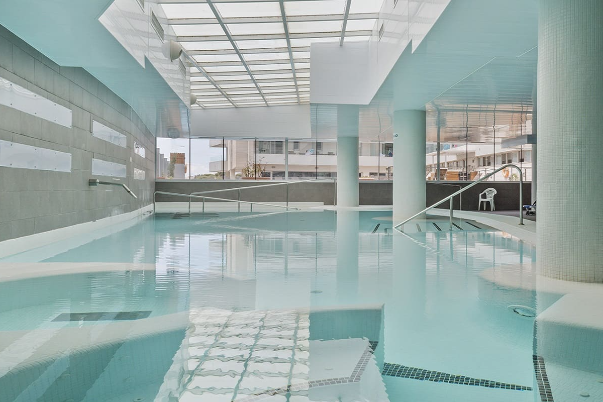 🫧¡ESCAPADA RELAX FRENTE AL MAR EN LA COSTA DORADA! 🌊Hotel 4⭐ con desayuno + Acceso diario al SPA | Coma-Ruga