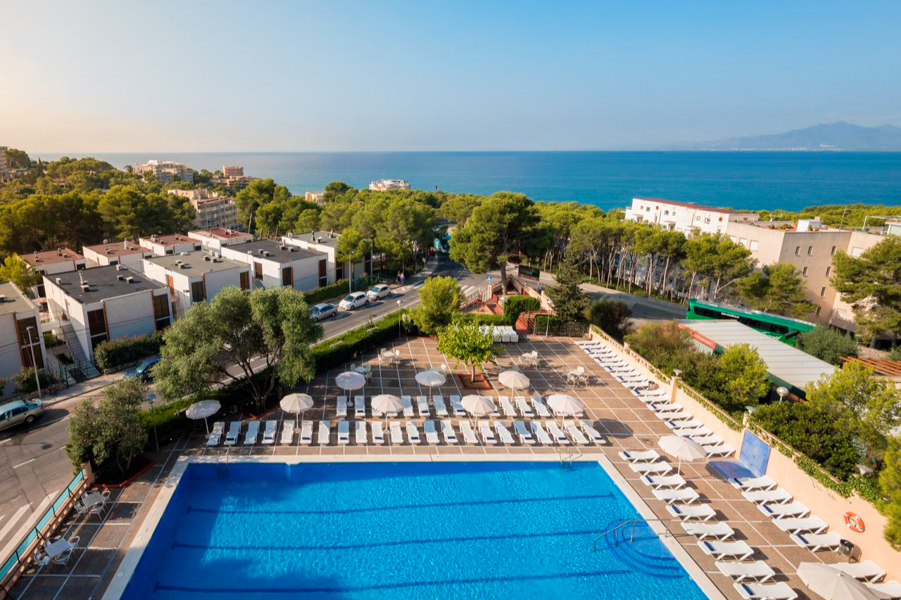 🍸¡TODO INCLUIDO EN EL HTOP MOLINOS PARK 3*!🌊 Escápate esta primavera desde 3 noches con 💥-50% en niños💥 y  estancia a 500 m de la playa