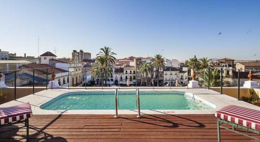 Hotel Ilunion Mérida Palace 1