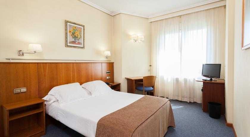 Hotel Ciudad de Compostela 2 Hotel Ciudad de Compostela 2
