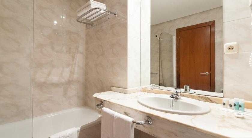Hotel Ciudad de Compostela 3 Hotel Ciudad de Compostela 3