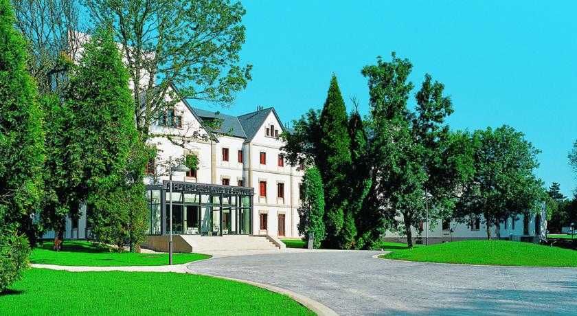 Balneario de Guitiriz & Golf Club 1 Balneario de Guitiriz & Golf Club 1