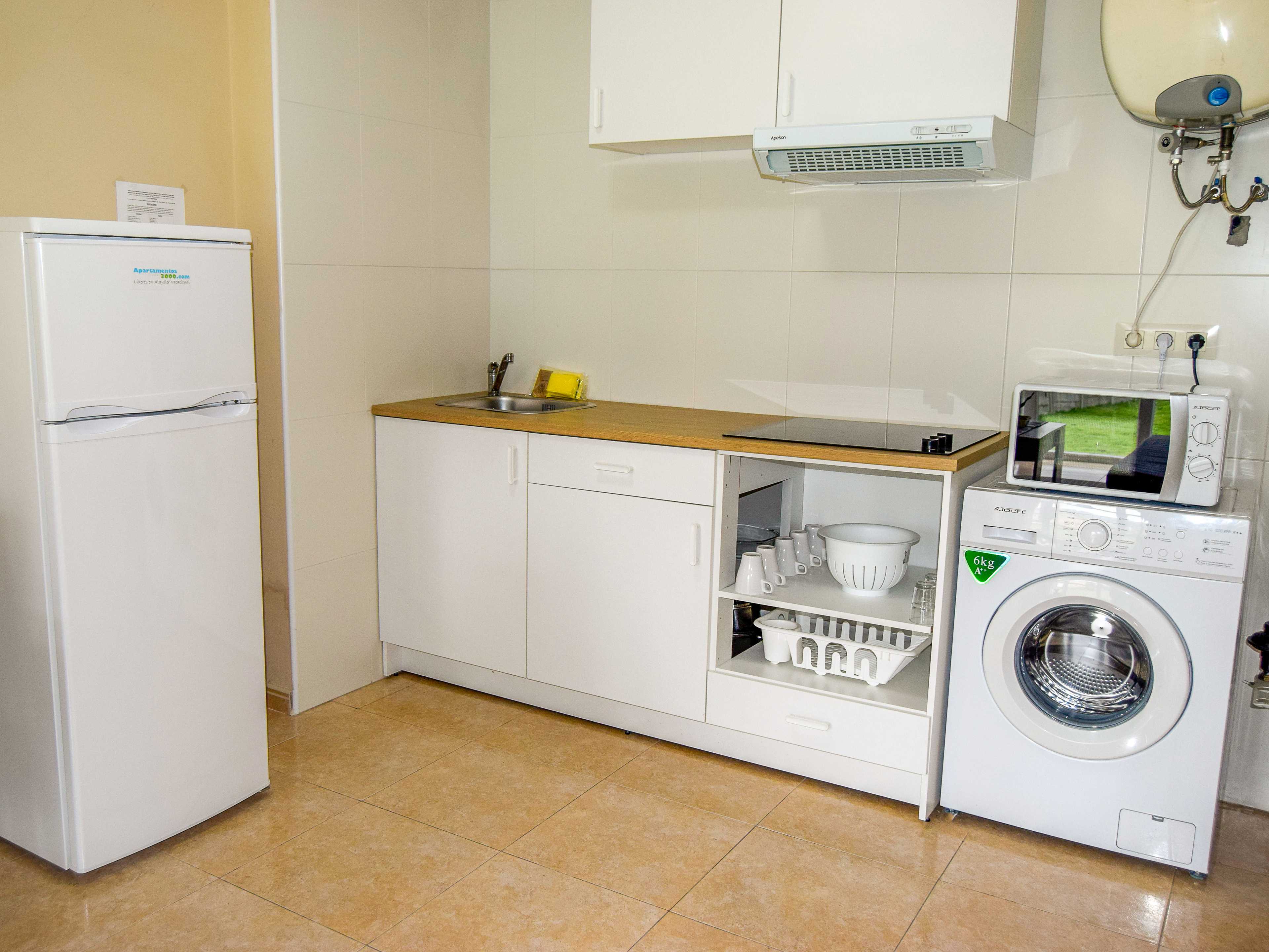 Apartamentos Playa de las Catedrales 3000 3