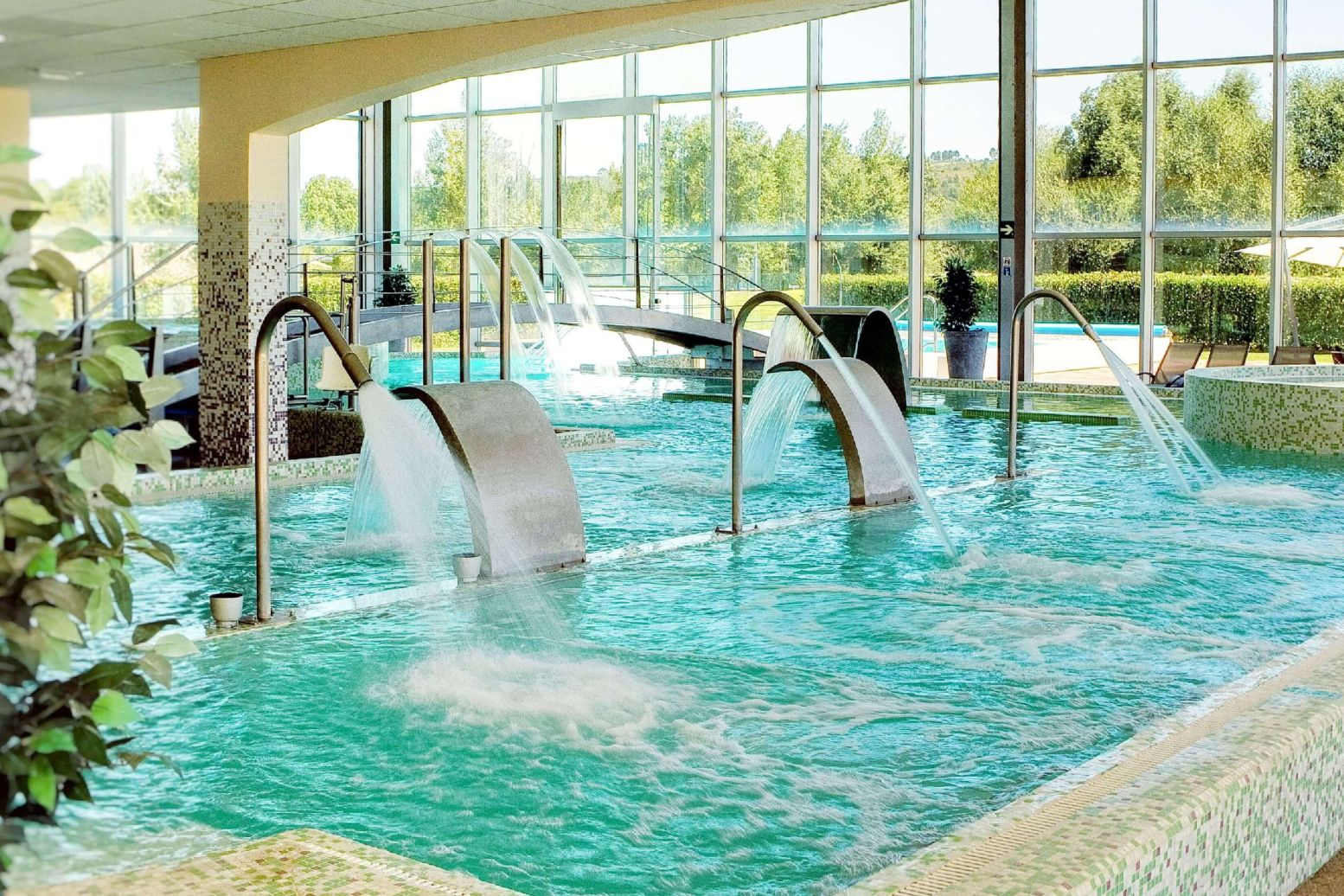 ESCAPADA RELAX en LUGO 🚿Hotel 4* con desayuno y circuito Termal
