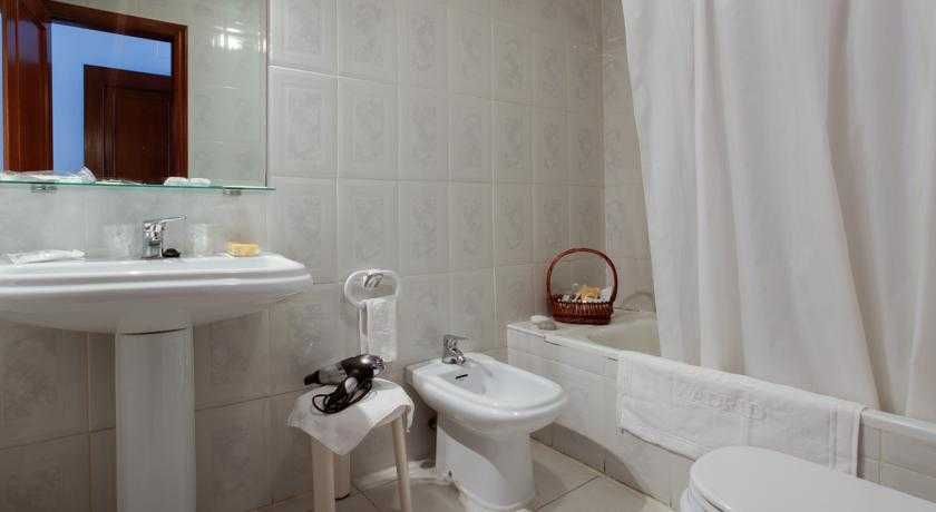 Hotel Madrid - Pontevedra 3