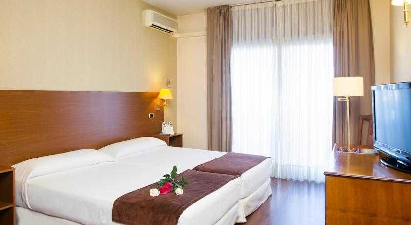 Hotel Oca Ipanema+Bilhete de ida e volta à Isla Ons: Vigo