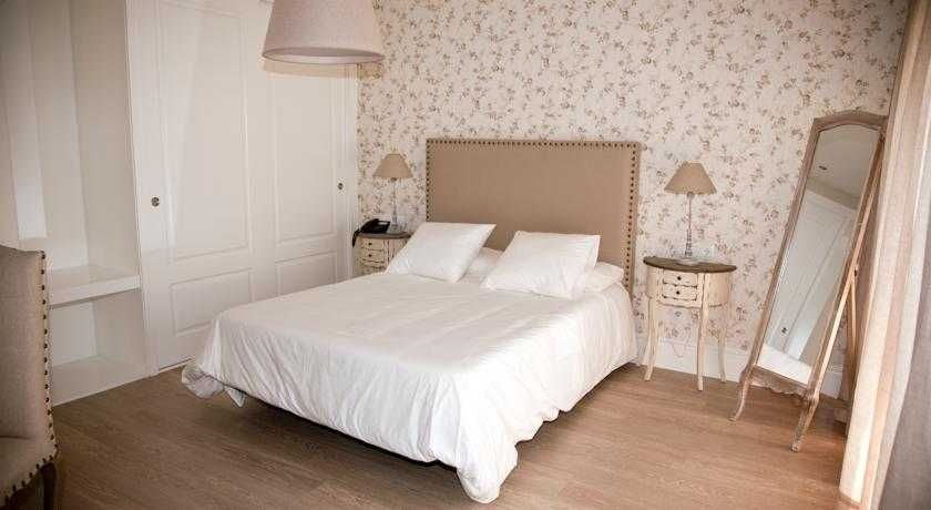 Natura Petit Hotel 1