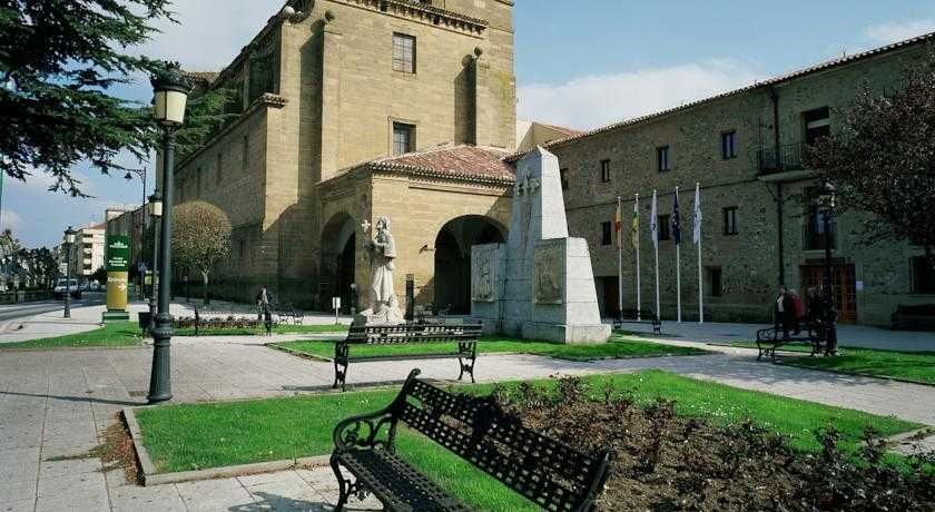 Parador de Santo Domingo Bernardo de Fresneda 1