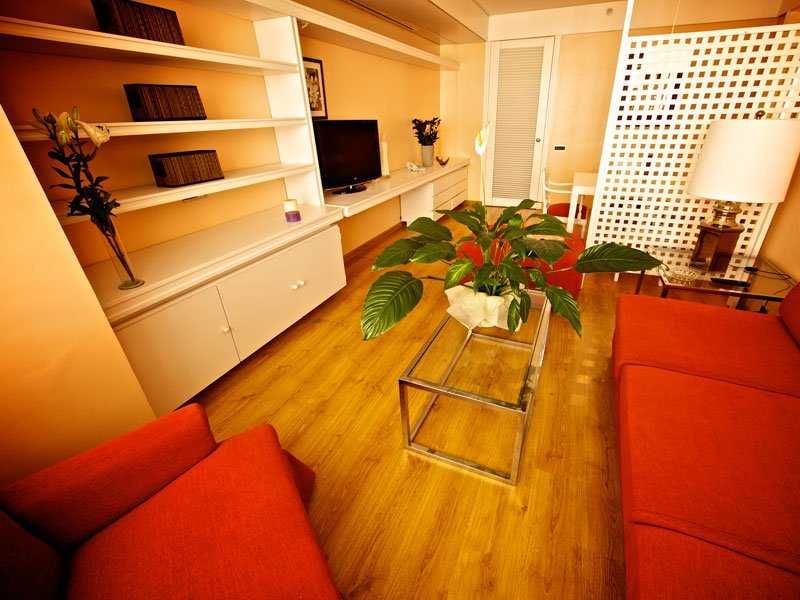 Pierre & Vacances Madrid Apartamentos Eurobuilding 2 2 Pierre & Vacances Madrid Apartamentos Eurobuilding 2 2
