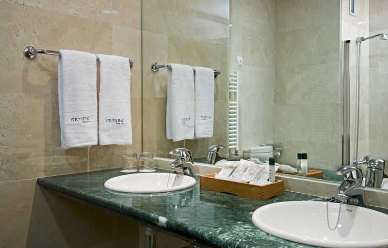 B&B Hotel Madrid Aeropuerto T4 3 B&B Hotel Madrid Aeropuerto T4 3