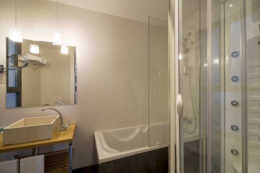 Petit Palace Posada del Peine 3