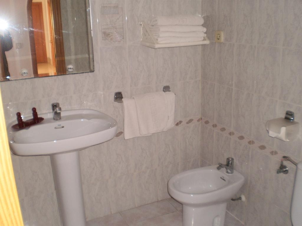 Apartamentos Copacabana Playa 3