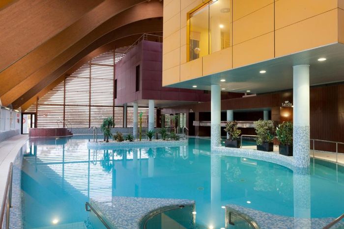 🫧♒THALASIA COSTA DE MURCIA ¡UN MAR DE RELAX!🌊🏖️ Hotel 4★ con desayuno + Acceso diario a piscinas termales | Murcia