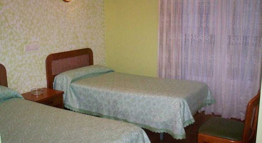Hostal La Estrella Ostatu 3 Hostal La Estrella Ostatu 3
