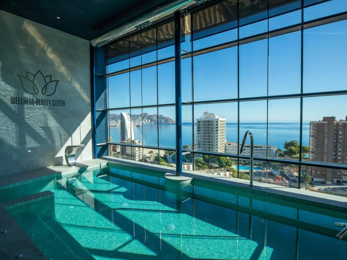 BENIDORM 2025✨Gran Hotel Bali 4* con Desayuno junto al Mediterráneo | Alicante