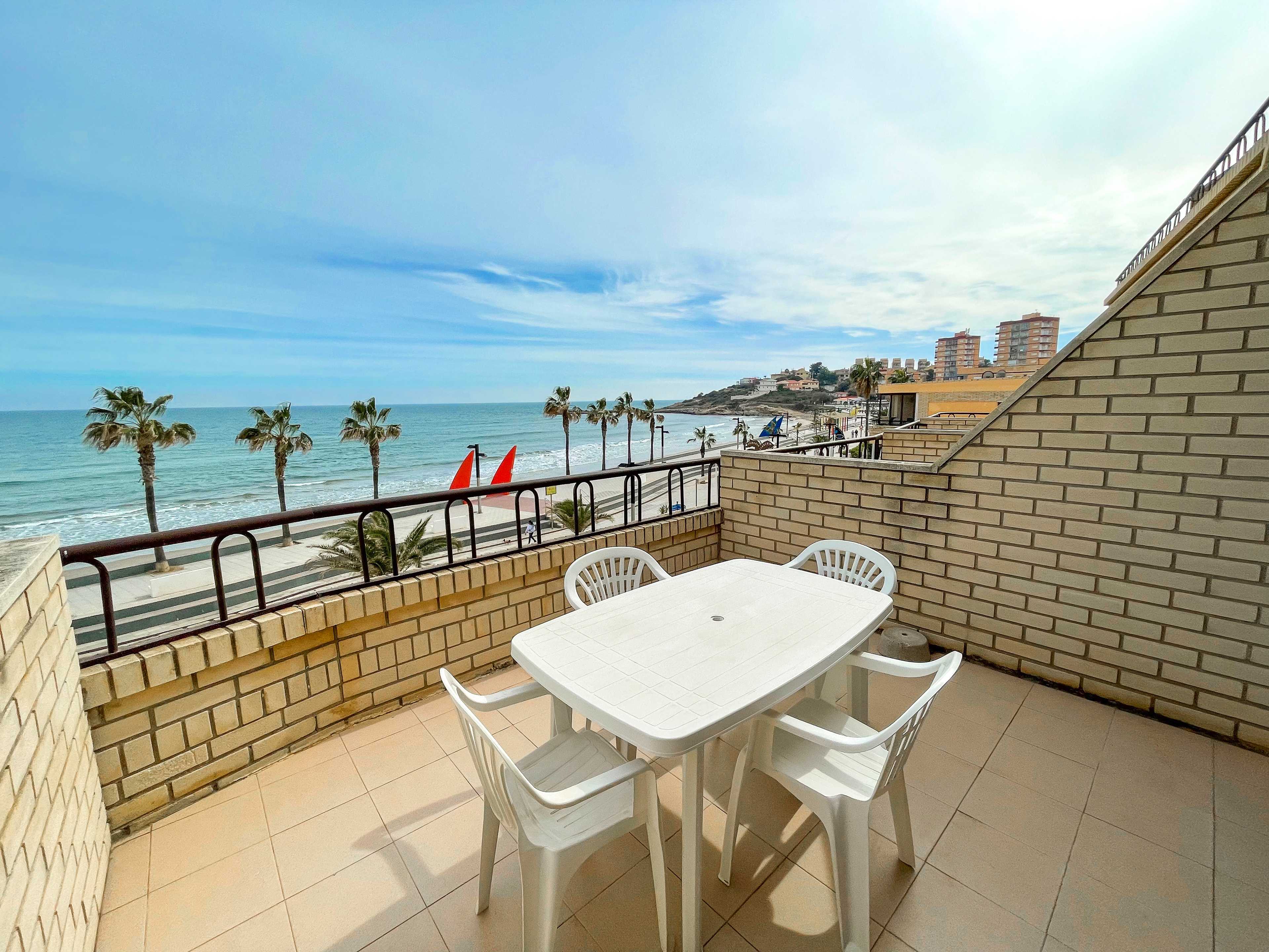 Apartamentos Oropesa Primera Línea 3000 2