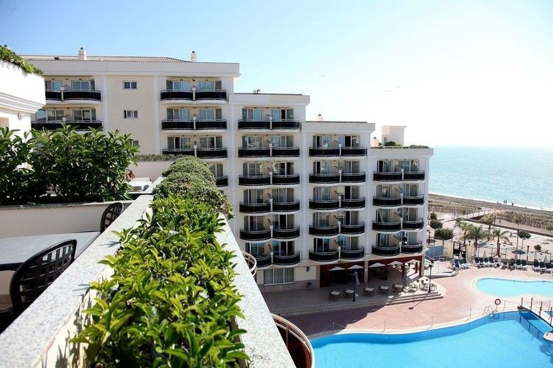 🌼¡PEÑISCOLA 4* CON DESAYUNO! 🏰🏖️Alójate frente al mar y disfruta del Mediterráneo 📍 Castellón