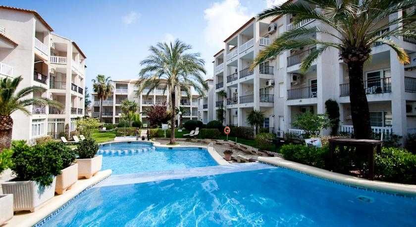 Ona Ogisaka Garden 1