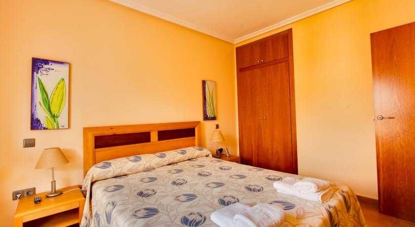 Ona Ogisaka Garden 2