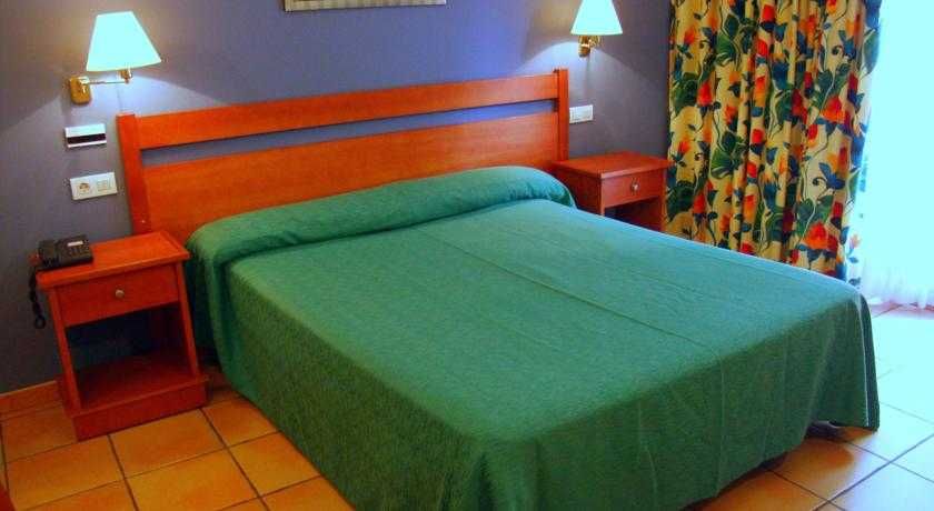 Portal del Caroig 1 Portal del Caroig 1