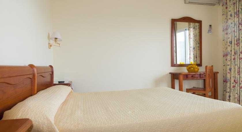 Tres Anclas 3 Tres Anclas 3