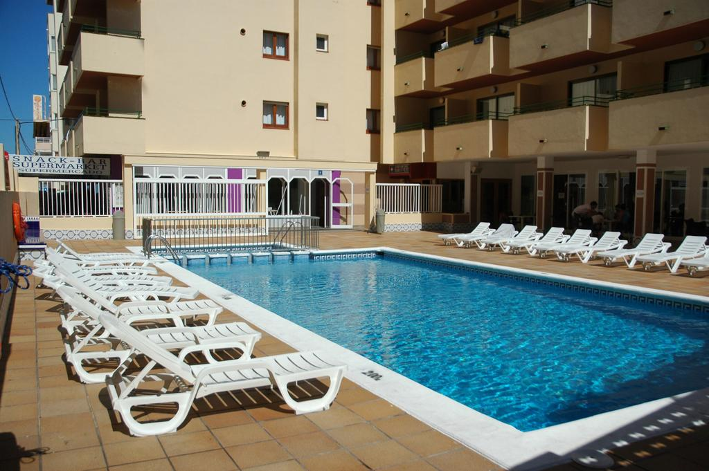 Apartamentos Mar i Vent 1