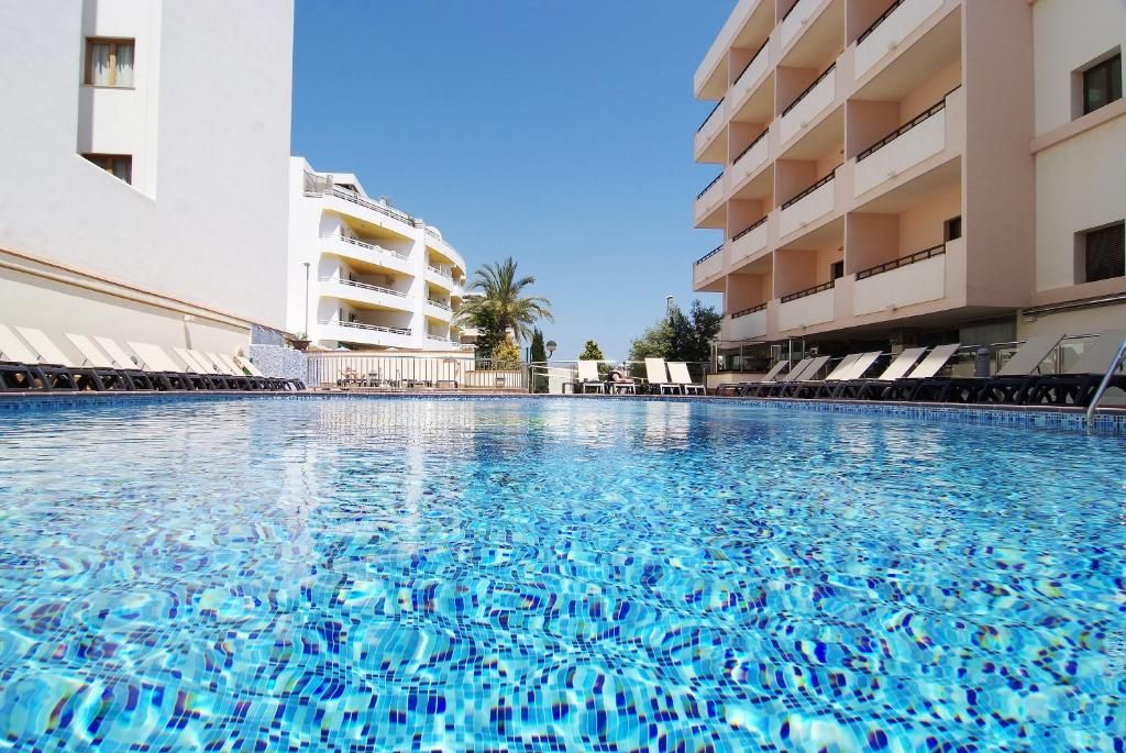 Invisa Hotel La Cala 1 Invisa Hotel La Cala 1