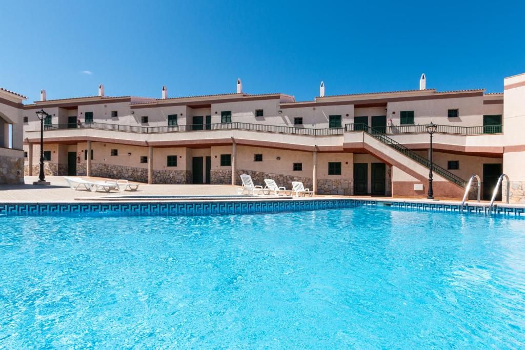 Apartamentos Moon Dreams Cabo de Baños 1