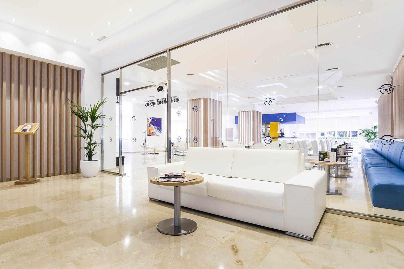 Globales Lord Nelson 2