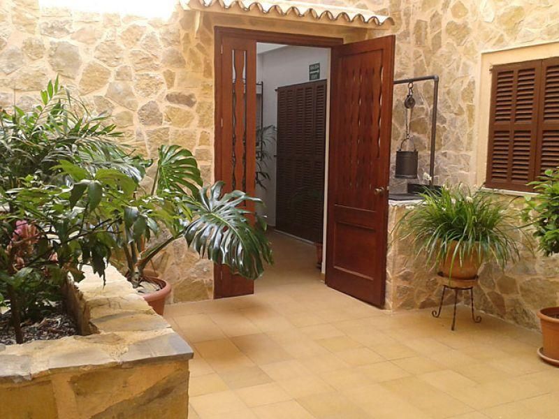 Hostal Ca'n Gallu - Cala Ratjada 2 Hostal Ca'n Gallu - Cala Ratjada 2