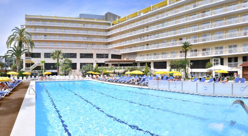 Hotel GHT Oasis Park & SPA 1