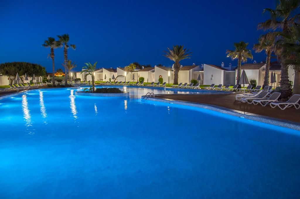 Apartahotel Menorcamar (Adults only) 1