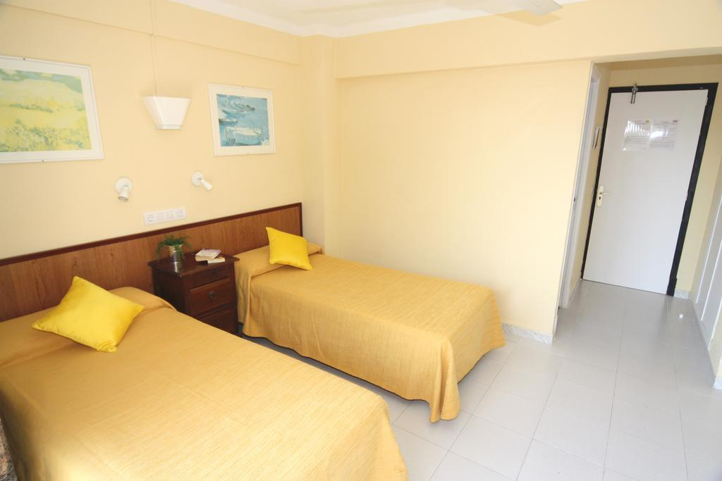 Hotel Gabarda / Gil 2 Hotel Gabarda / Gil 2