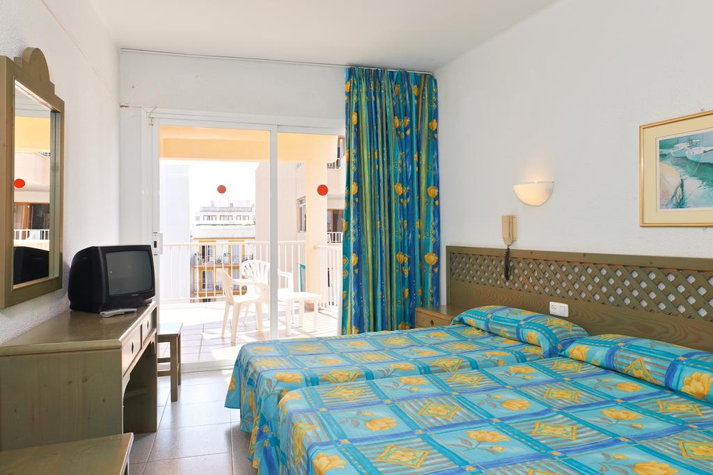 Blue Sea Mediodía 3 estrellas en El Arenal