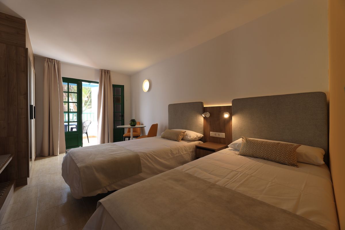 Tropicana Apartamentos 2