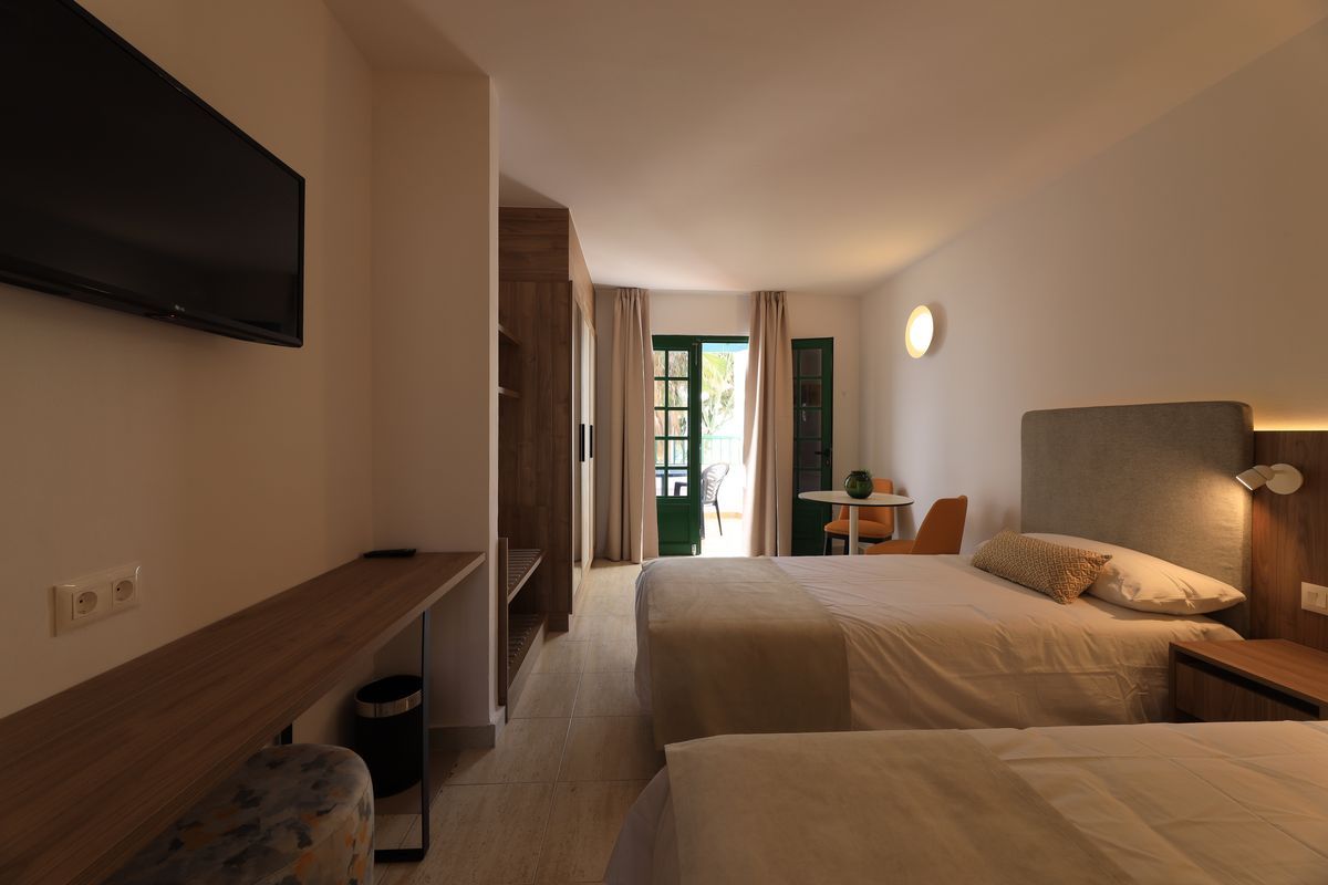 Tropicana Apartamentos 3