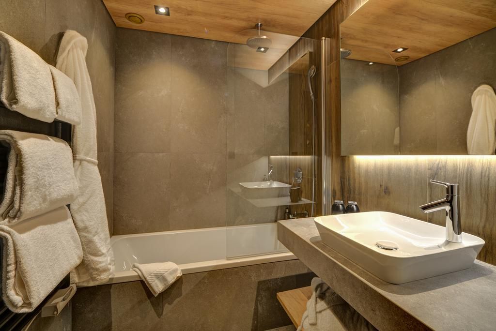 Alpina Eclectic Hotel 3