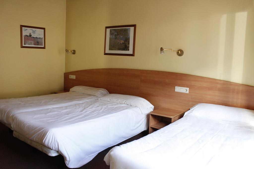 Hotel Hermus Centre Vila 1