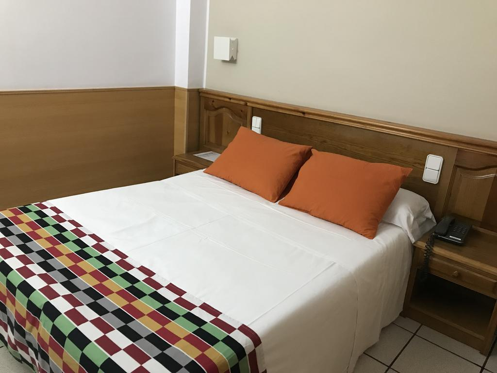 Pitiusa Hotel 3 Pitiusa Hotel 3