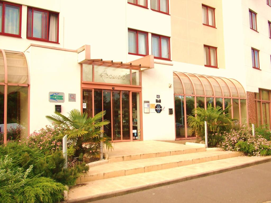 Brit Hotel La Beaujoire Nantes - L'Amandine 3 estrellas en Nantes