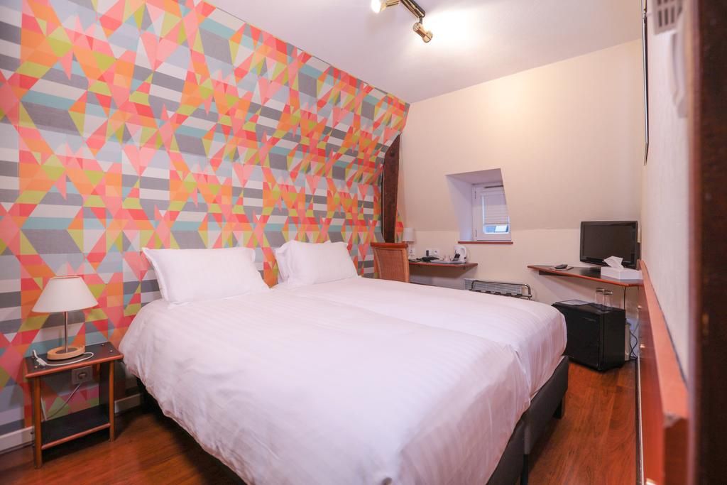 Hôtel Les Remparts 3 estrelas em Chaumont