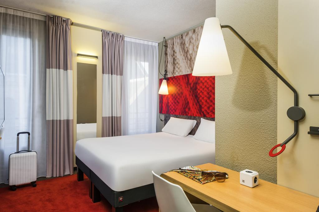 Kyriad Paris - Clichy Centre 2