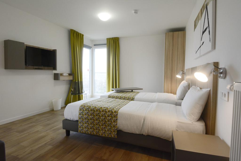 Lodge In 1 Lodge In 1