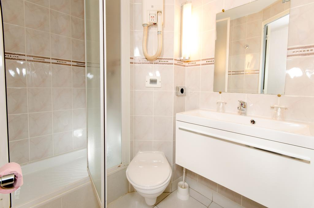 Meaux Hotel Confort 3