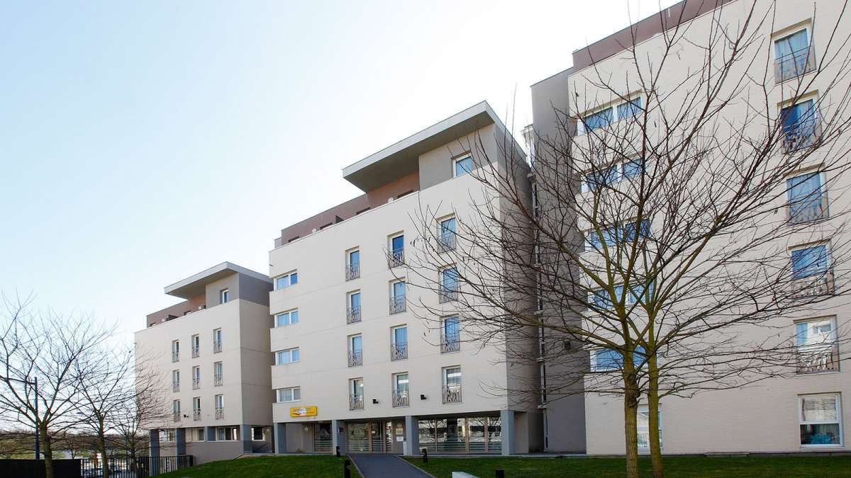 Appart'City Pontoise Cergy Le Haut 1