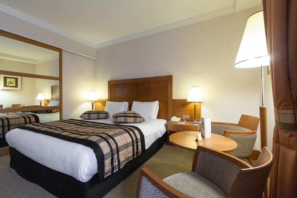 Crowne Plaza Brussels Airport 2 Crowne Plaza Brussels Airport 2