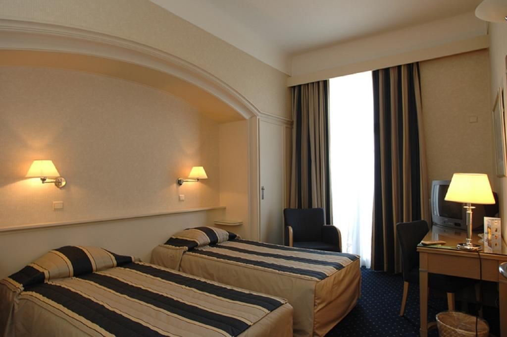 Des Colonies 2 Des Colonies 2